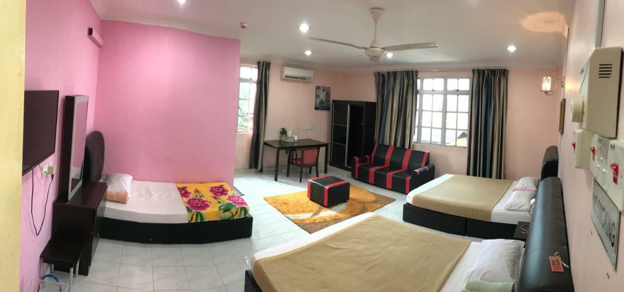 Mikraj Hotel Kampung Kuala Besut Ngoại thất bức ảnh